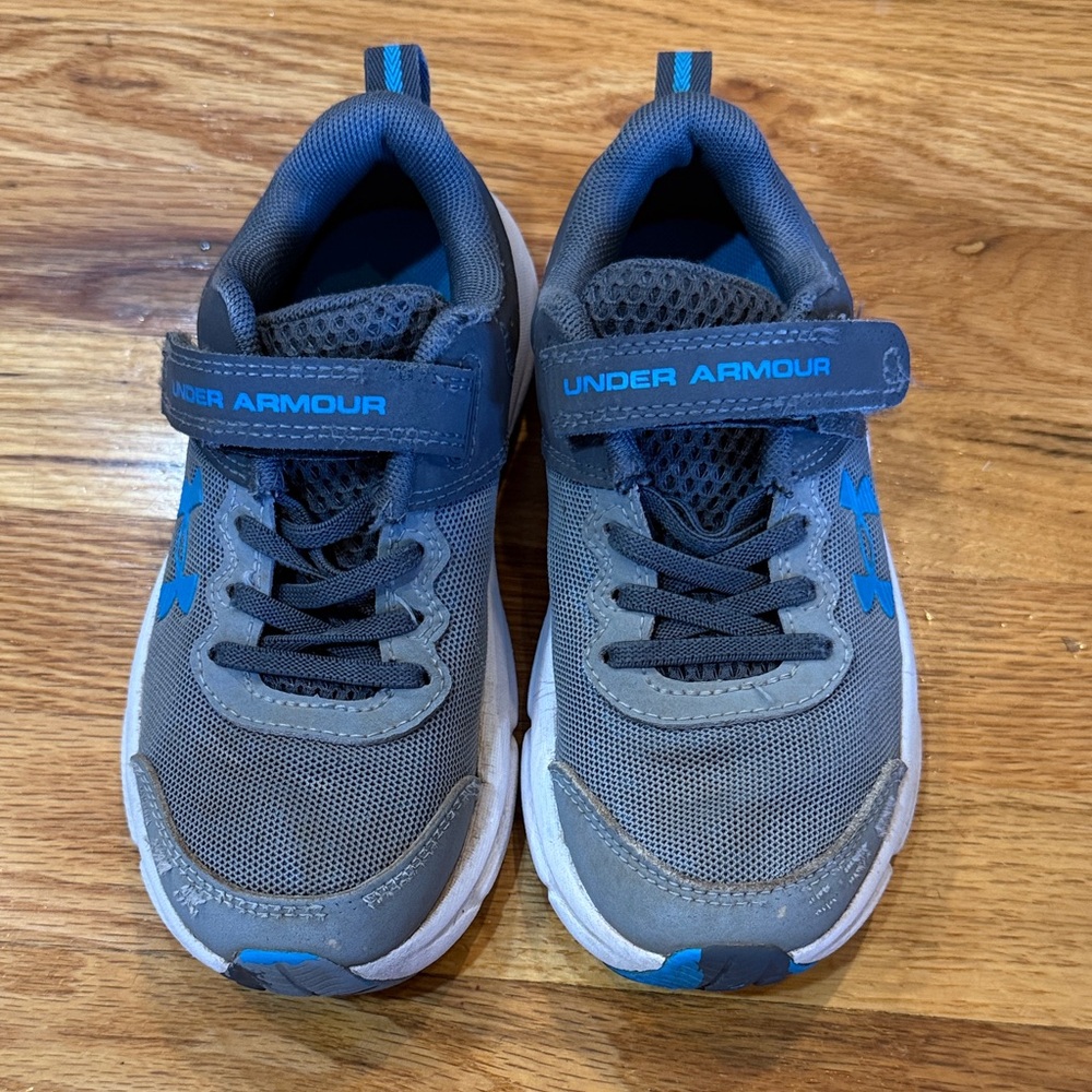Under Armour Kids' Sneakers in Gray and Blue - Picture 6 of 6